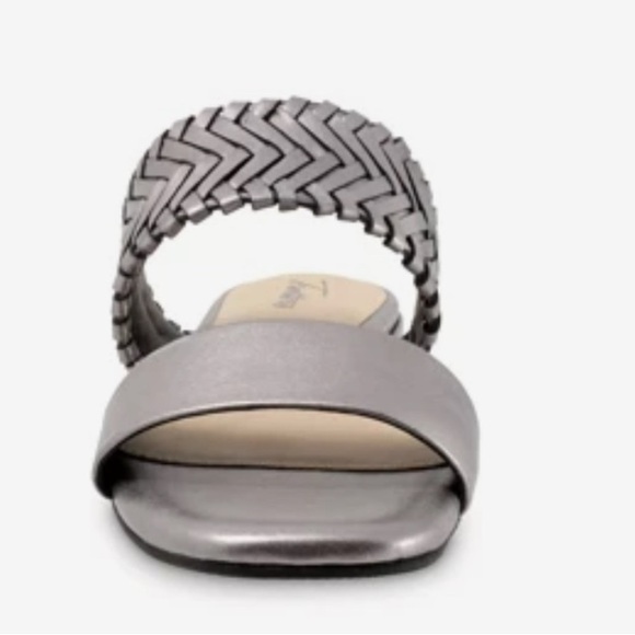 Trotters Nalane Sandal women’s size 8.5 in Pewter - Picture 3 of 7